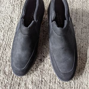 ⭐️⭐️ SALE! Hush Puppies women's shoes, size 7.5M